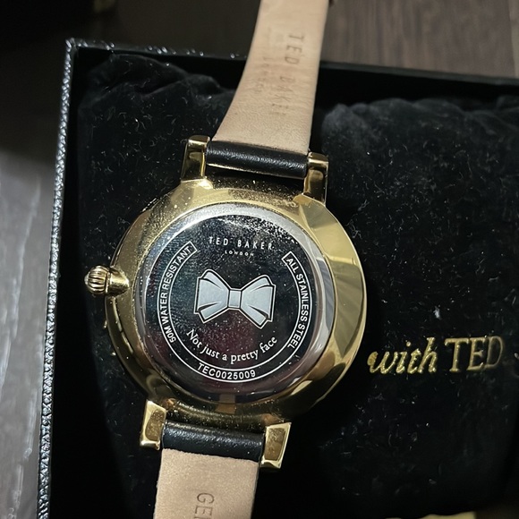 Ted Baker Leather Watch - Picture 7 of 7